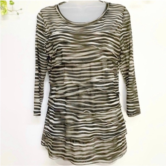 Tribal size small Zebra Print Women's Top - Picture 1 of 7